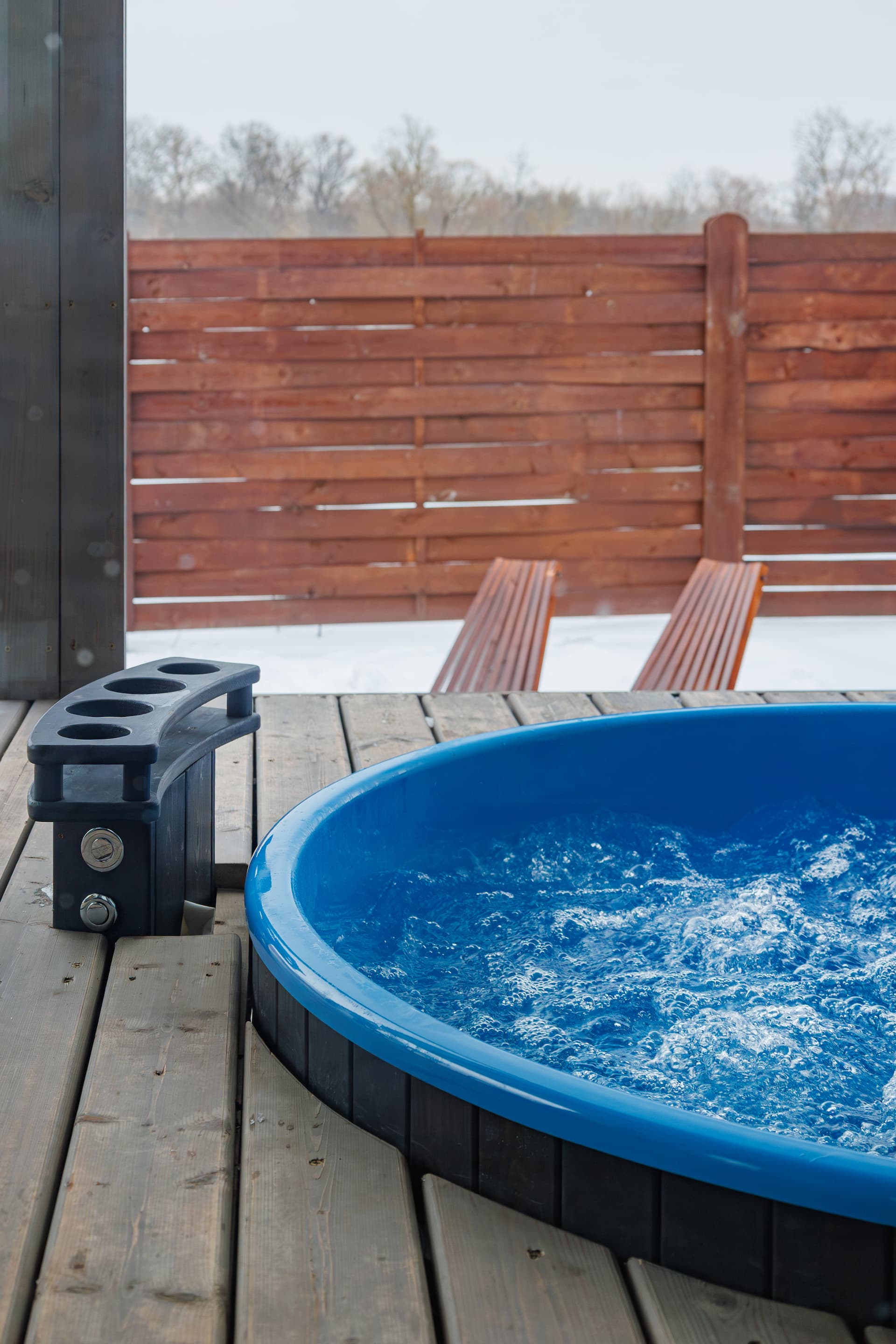 Чан у домика для вечернего отдыха